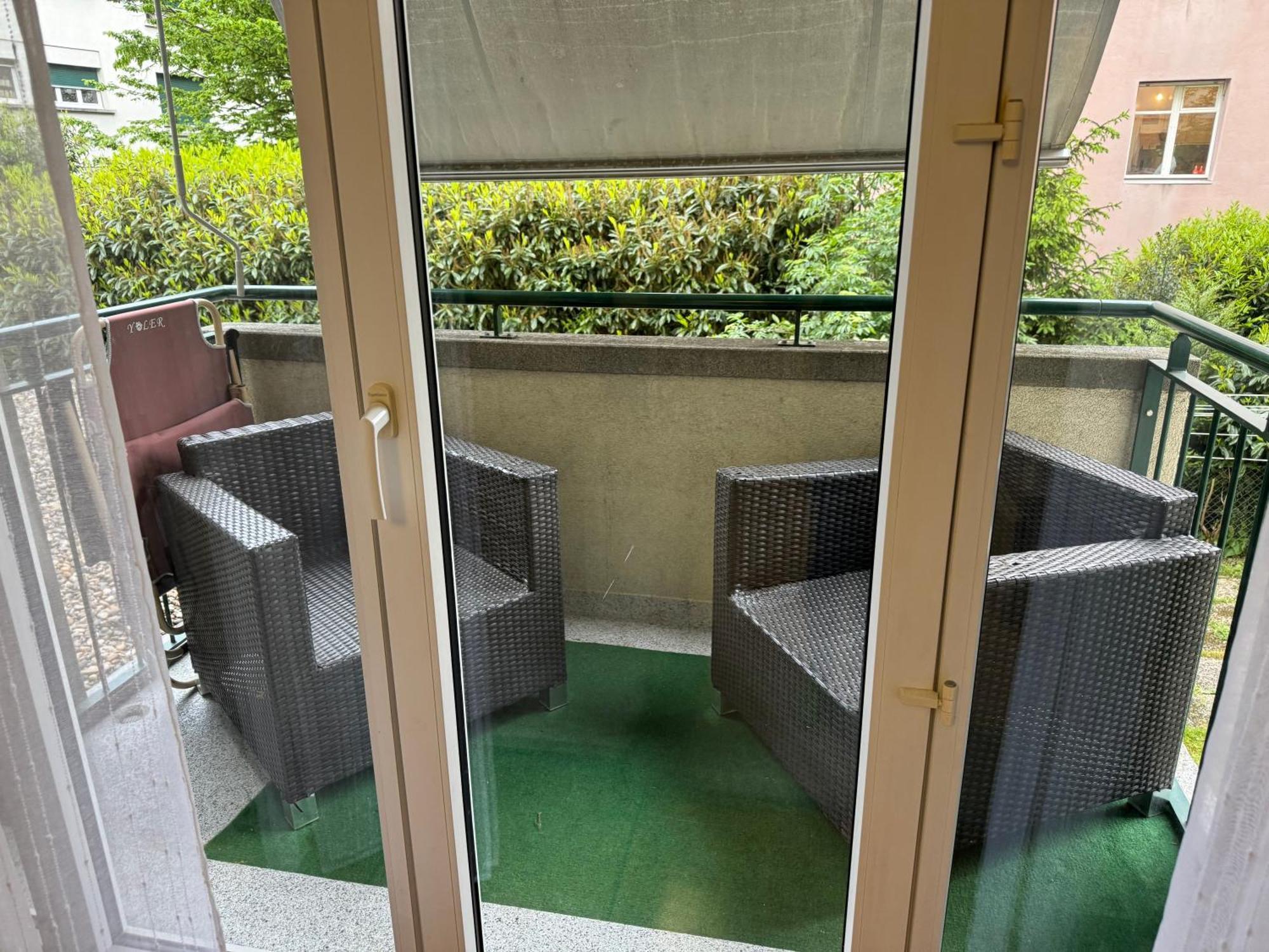 Apartahotel Confort Lausana Exterior foto