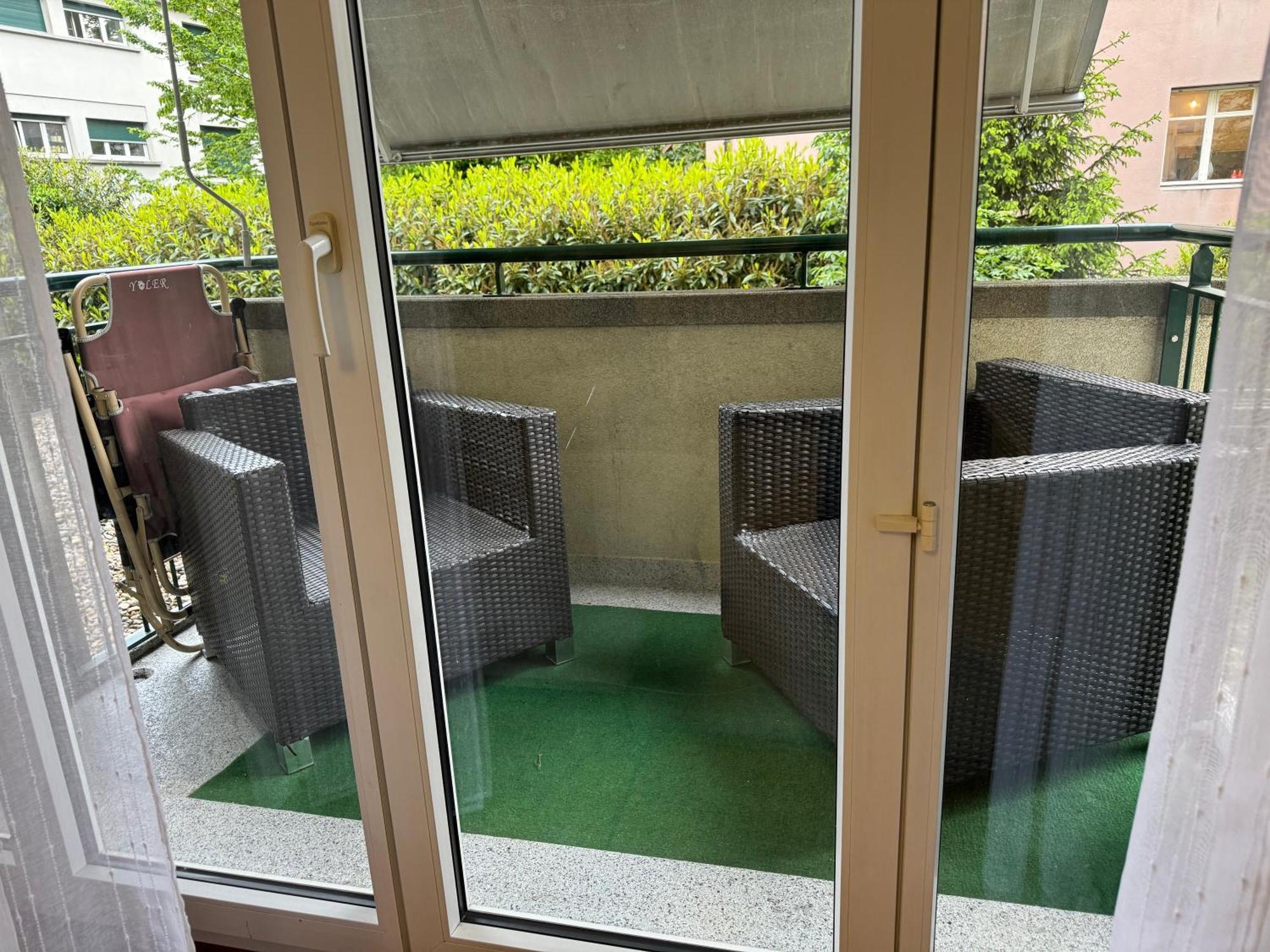 Apartahotel Confort Lausana Exterior foto